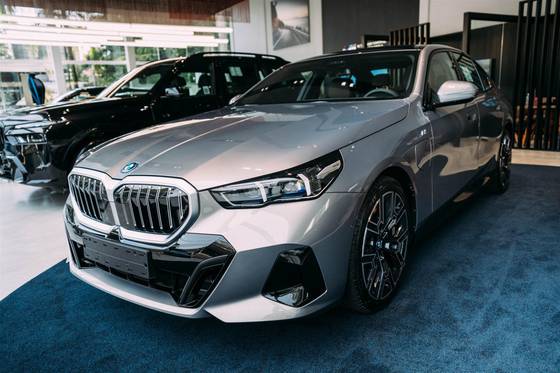 BMW 530e 2.0 TWINPOWER PHEV M SPORT AUTOMÁTICO